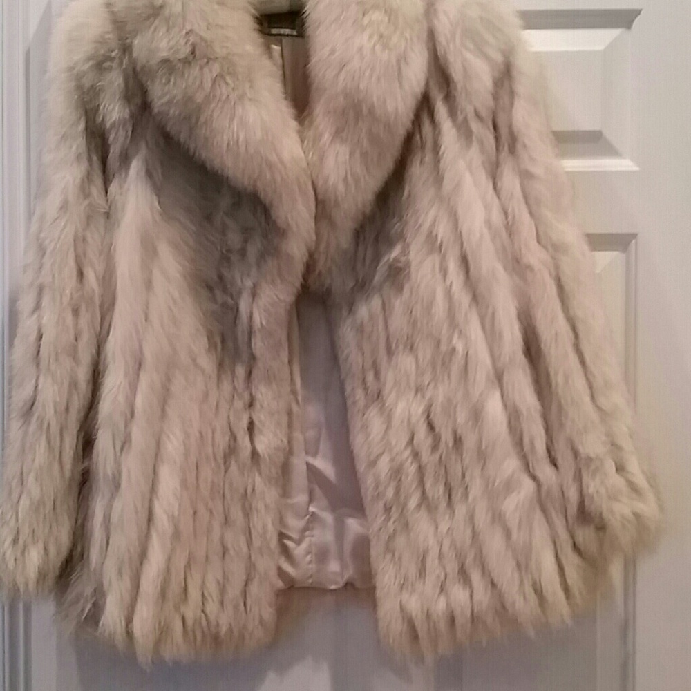 Elegant Cream Faux Fur Coat